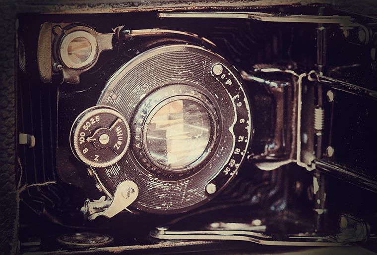 1277星际电子游戏X1四喷头喷码机在PE膜上喷二维码